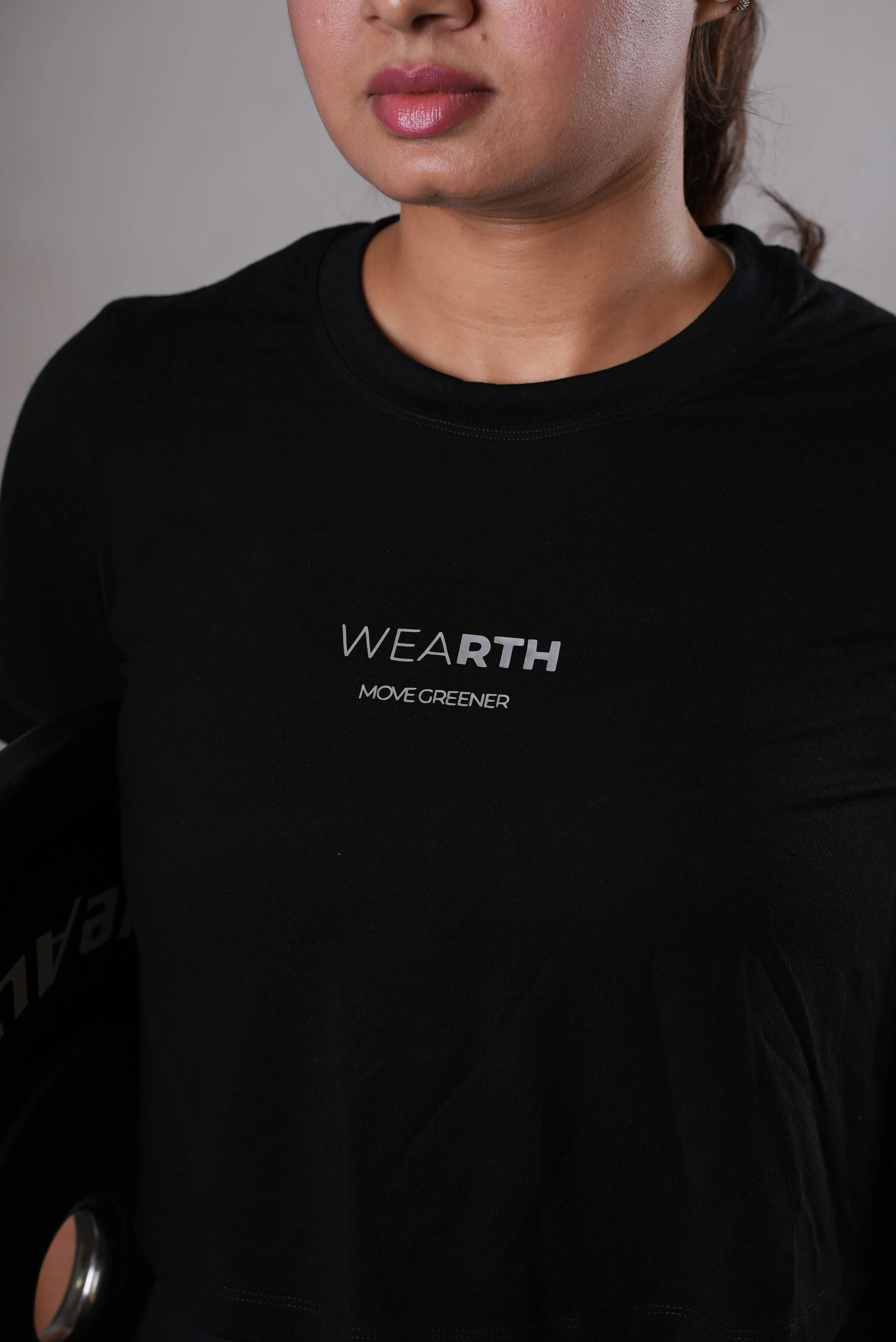 Women's Crop Short Sleeve Activewear T-Shirt