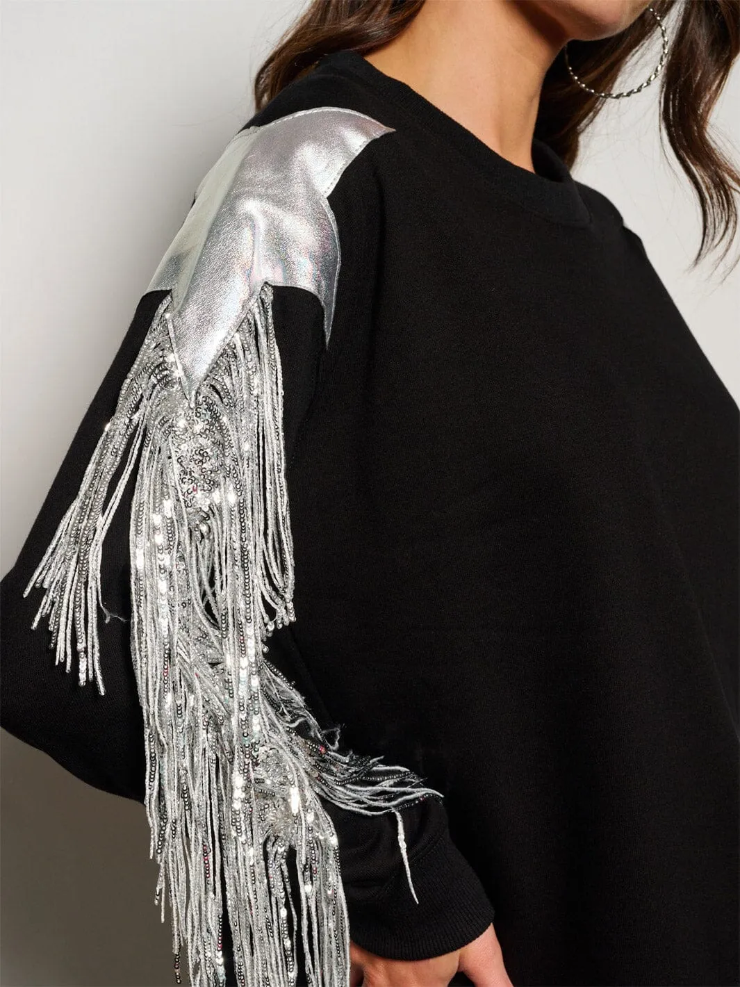 WOMEN'S LONG SLEEVE FRINGE SEQUINS DETAILED SWEATER