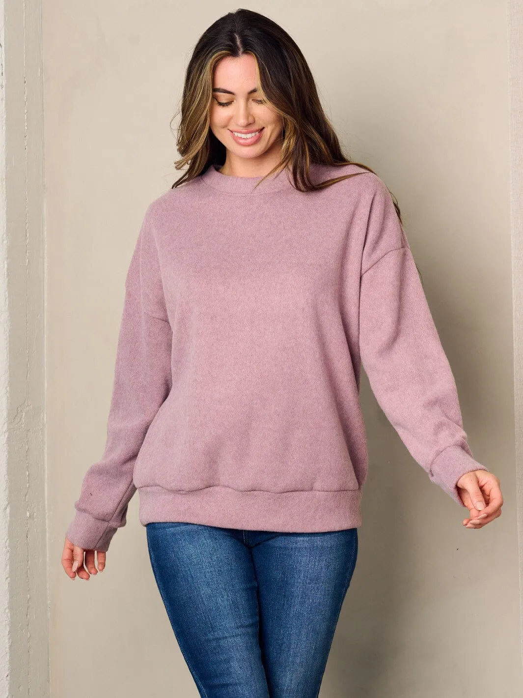 WOMEN'S LONG SLEEVE FUZZY PULLOVER SWEATER