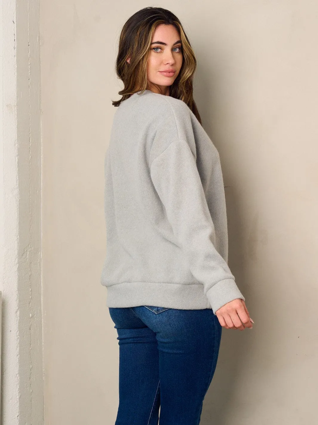 WOMEN'S LONG SLEEVE FUZZY PULLOVER SWEATER