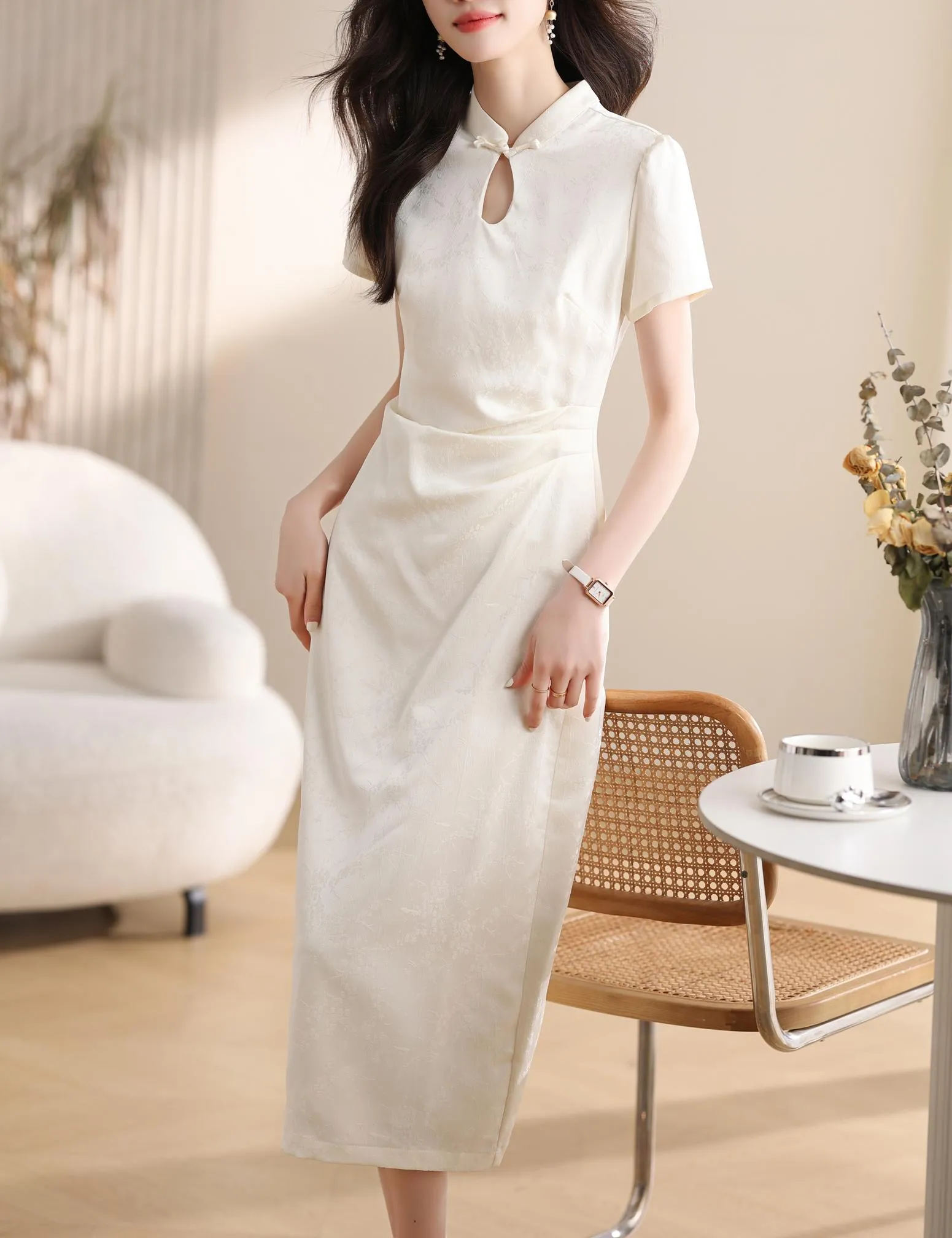 Women's Textured Print Maxi Qipao with Stunning Jacquard Design