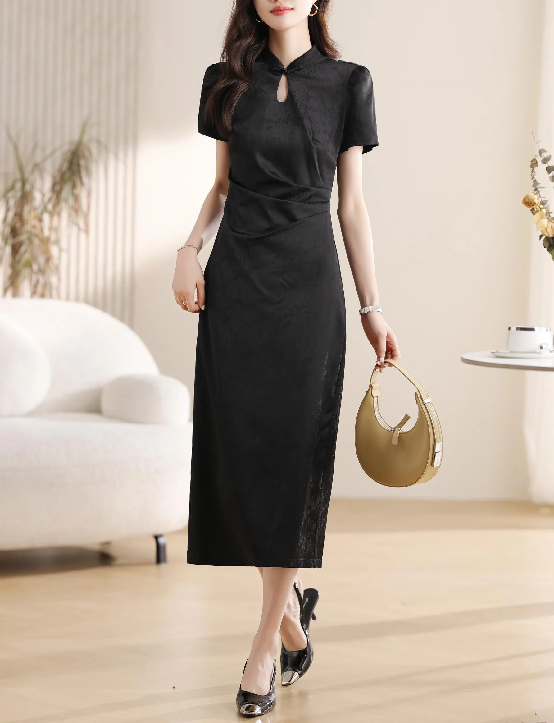 Women's Textured Print Maxi Qipao with Stunning Jacquard Design