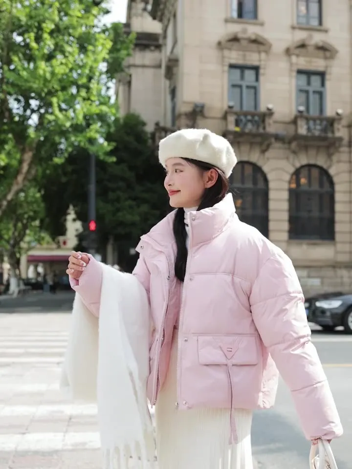 Women's Warm and Stain-Resistant Cropped Puffer Jacket