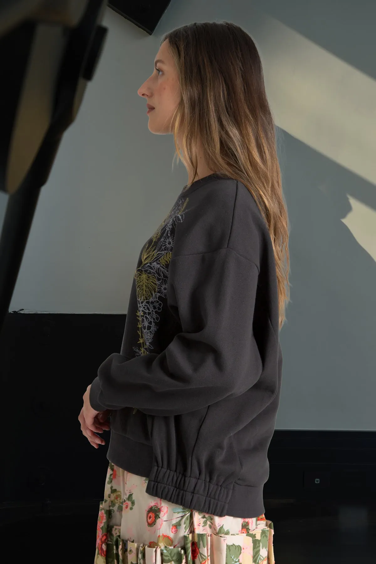 WREATH MY MIND SWEATSHIRT